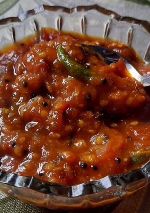 A picture of TOMATO CHUTNEY/RELISH.