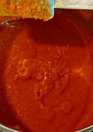 A picture of My style marinara sauce.