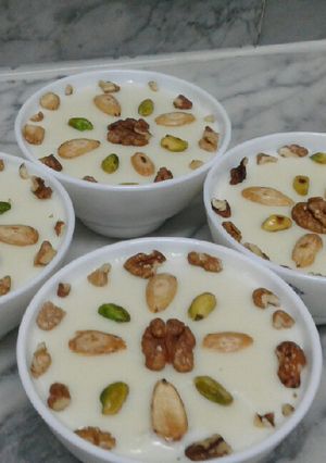 صورة لوصفة مهلبية بالمكسرات 😍