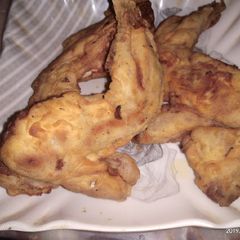 Simple fried chicken wings A picture of Simple fried chicken wings.