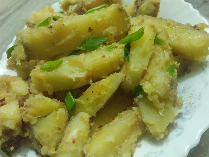 Recipe Garlic buttery potato wedges which Delicious