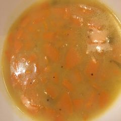 A picture of Simple carrot soup.