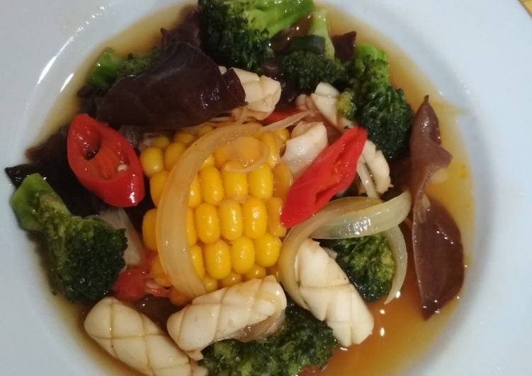 Cumi Sayur Saos Tiram π