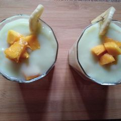 A picture of Fruit trifle.