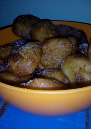 Una foto de Buñuelos caseros muy fáciles 😋