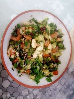 صورة لوصفة سلطة البقله والبرغل (ع طريقة Reem
