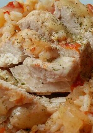 A picture of Vickys One-Pot Chicken & Rice, GF DF EF SF NF.
