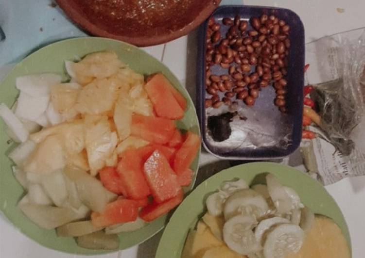 Rujak Buah