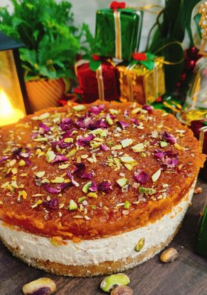 गाजर हलवा चीज़ केक(gajar halwa cheese cake recipe in Hindi) रेसिपी मुख्य फोटो