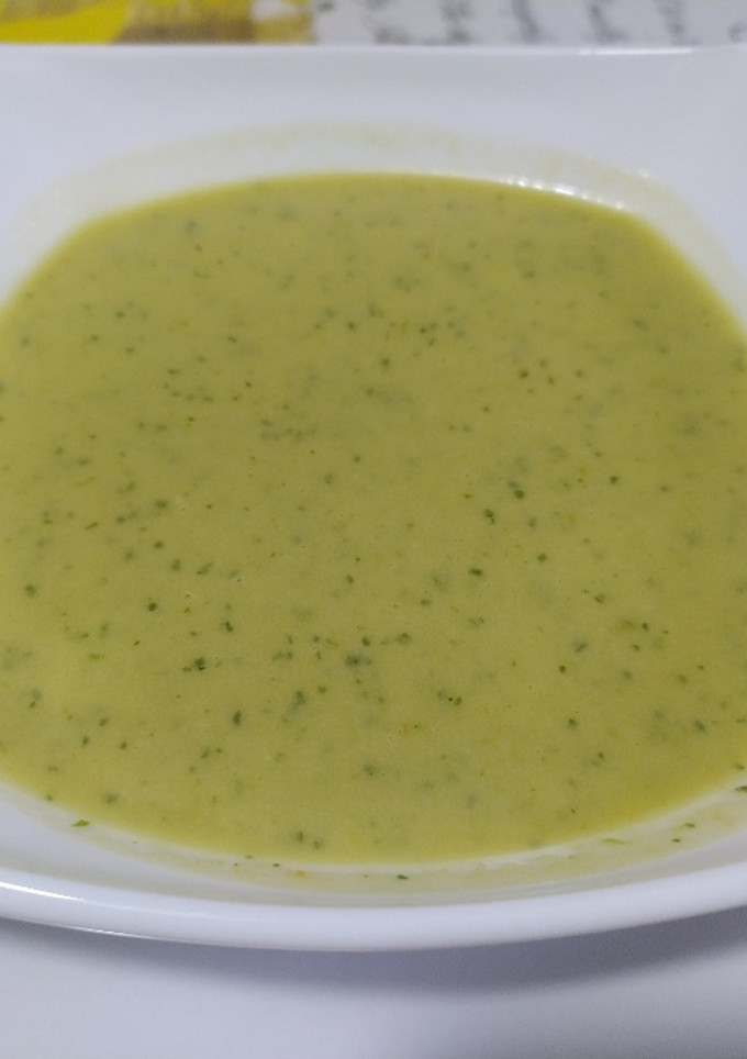 Una foto de Salsa verde de jalapeño