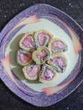 પીનવીલ પેસ્ટ્રી સેન્ડવીચ (Pinwheel Pastry Sandwich Recipe In Gujarati)