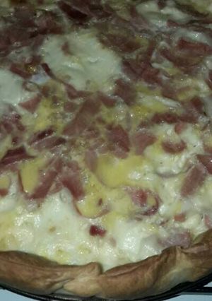 Una foto de Tarta de Jamón y queso súper fácil!