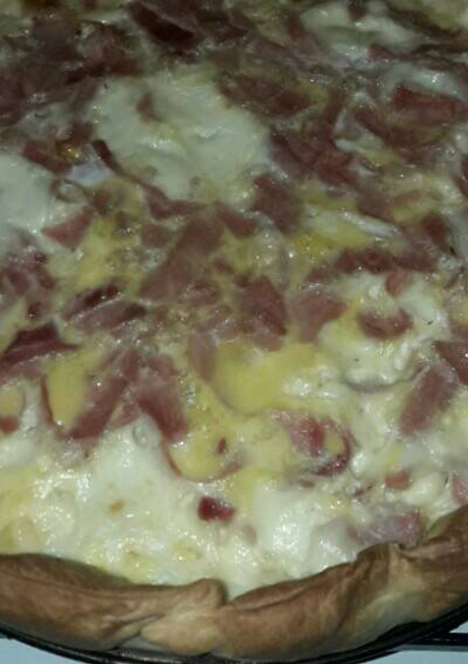 Una foto de Tarta de Jamón y queso súper fácil!
