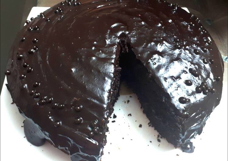 Image result for تهیه کیک خیس شکلاتی