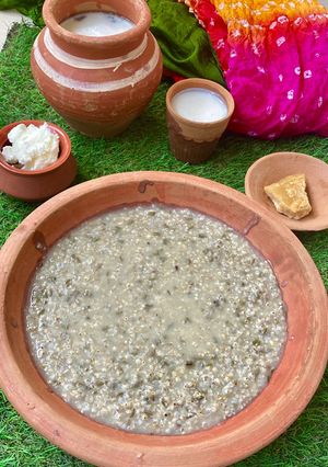 बाजरा खिचड़ी (bajra khichdi recipe in Hindi) रेसिपी मुख्य फोटो