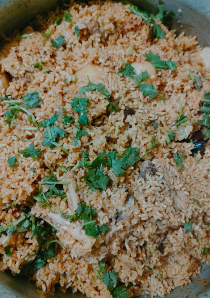 চিকেন বম্বে বিরিয়ানি রেসিপির প্রধান ছবি