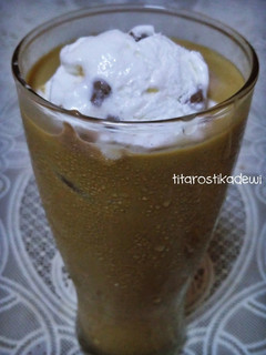 Foto resep Avocado Coffee with Vanilla Ice Cream