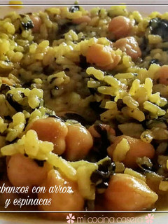 Una foto de Arroz con garbanzos