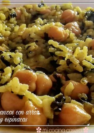 Una foto de Arroz con garbanzos