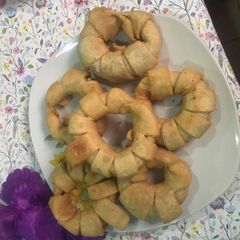 A picture of Vegetable roll pie.