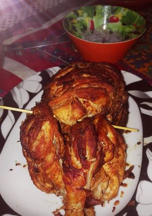 A picture of Whole chicken roast.