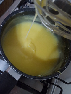 Una foto de Crema de limón🍋🍋