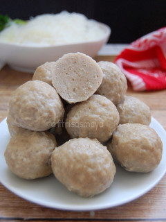 Foto resep Bakso Kenyal Banget, Pakai Daging Sapi & Ayam