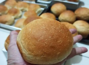 Foto resep Resep Roti Bun Burger metode Autolisis cocok diolah jadi Burger atau Korean Garlick cheese Bread