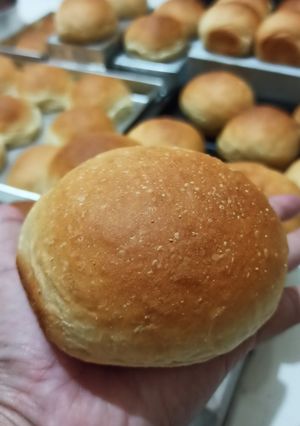 Foto resep Resep Roti Bun Burger metode Autolisis cocok diolah jadi Burger atau Korean Garlick cheese Bread