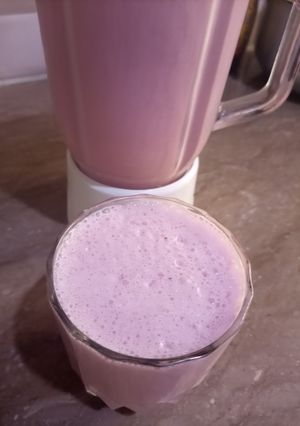 A picture of Aloe vera & Strawberry smoothie 🥤.