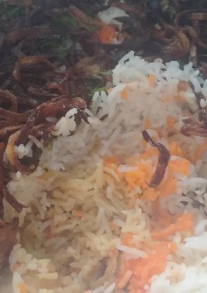 चिकन बिरयानी (Chicken biryani recipe in hindi) रेसिपी मुख्य फोटो