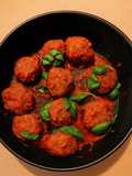 Polpette al sugo con patata lessa (cottura in friggitrice ad aria)