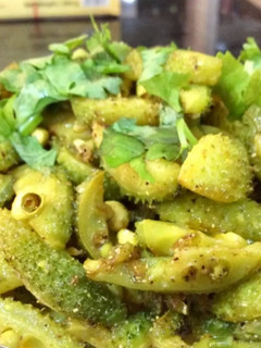 કંટોળા રેસીપી મુખ્ય ફોટો