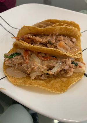 Una foto de Tacos de atún habanero limón
