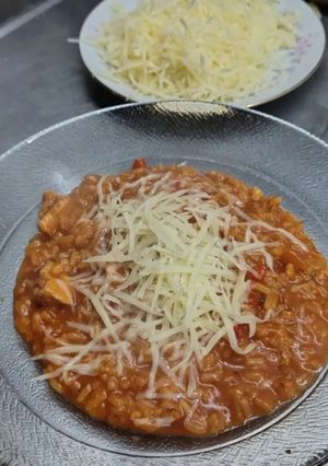 Una foto de Guiso de arroz con pollo