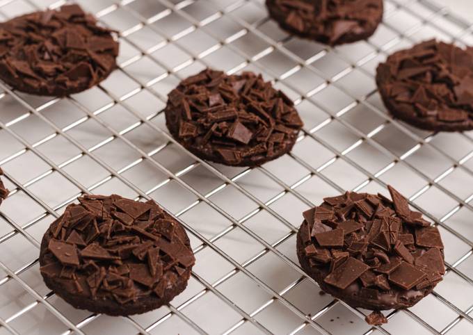 Resep SCHOKO Chocolate Flakes Cookies oleh Baking with Schoko - Cookpad