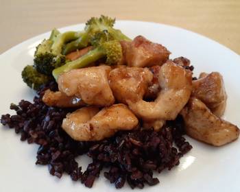 Popular Recipe Honey Garlic Chicken on Black Japonica Rice Home Style