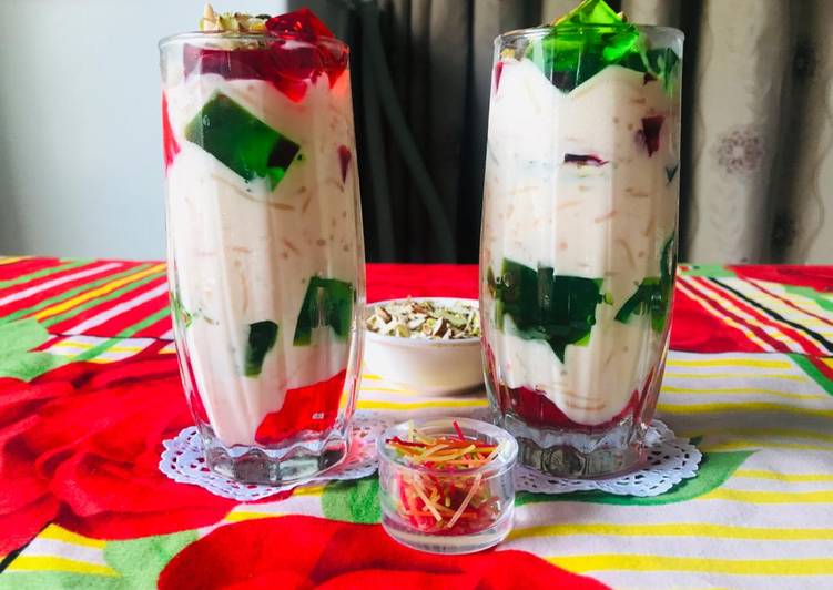 Step-by-Step Guide to Prepare Any-night-of-the-week Vanilla custard with colourful vermicelli and jelly