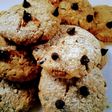 Galletitas de algarroba y chips de chocolate