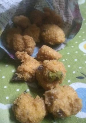 চিলি পকোড়া(chilli pakora recipe in Bengali) রেসিপির প্রধান ছবি
