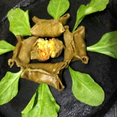 Palak momos A picture of Palak momos.