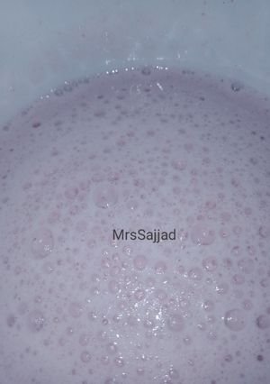 A picture of Strawberry milkshake.