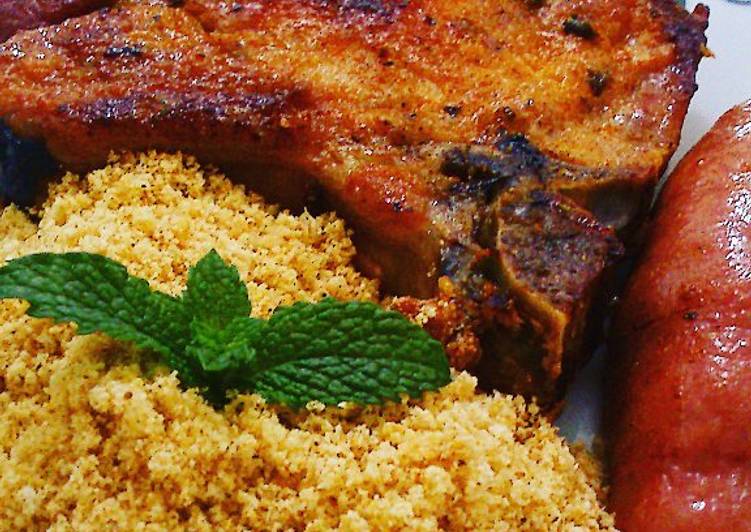 Bisteca suína empanada na farinha temperada e assada no forno By Marco - Tudogosreceitas