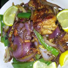 A picture of Dry Chicken Curry.