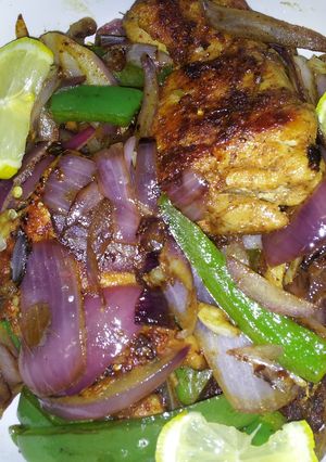A picture of Dry Chicken Curry.