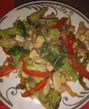 Chop suey de pollo fácil