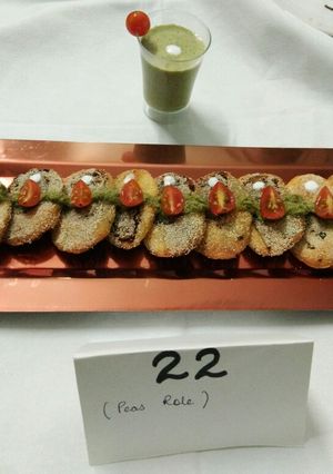 A picture of Peas roll.