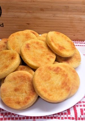 Parasztos krumplis pogácsa recept fotója