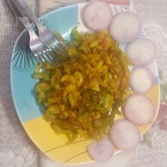 A picture of Macaroni.