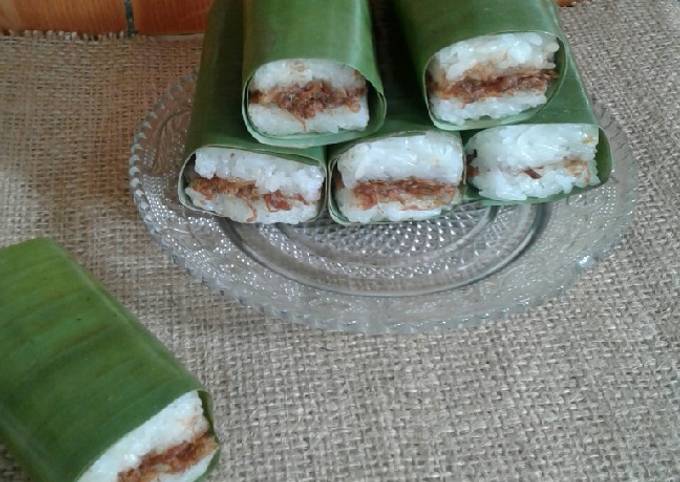 Lemper abon sapi